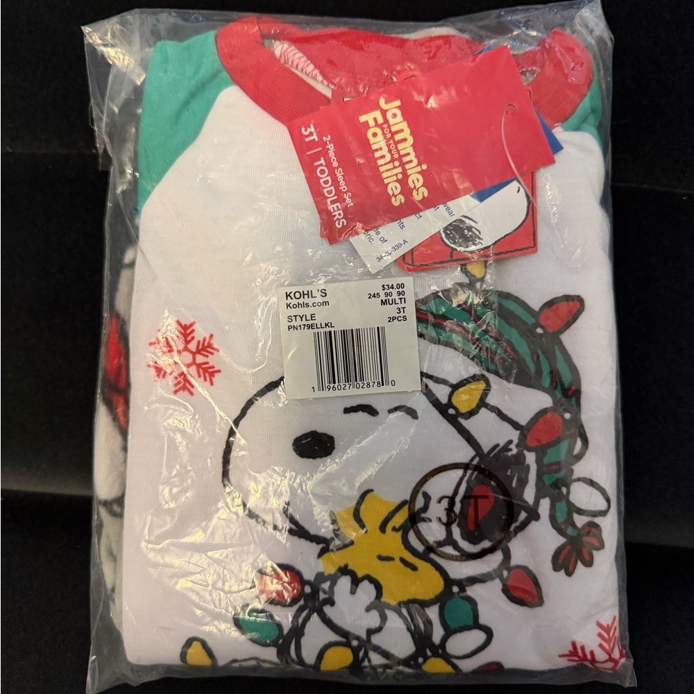 NWT Peanuts Snoopy Woodstock 2-Piece Sleep Set Christmas Pajamas Size 3T